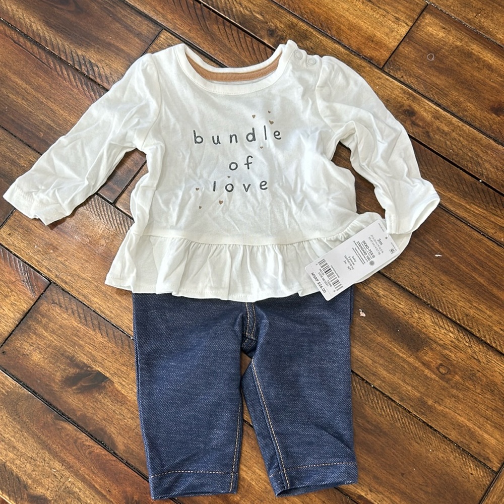 NWT Carters 3M set - jeans and top